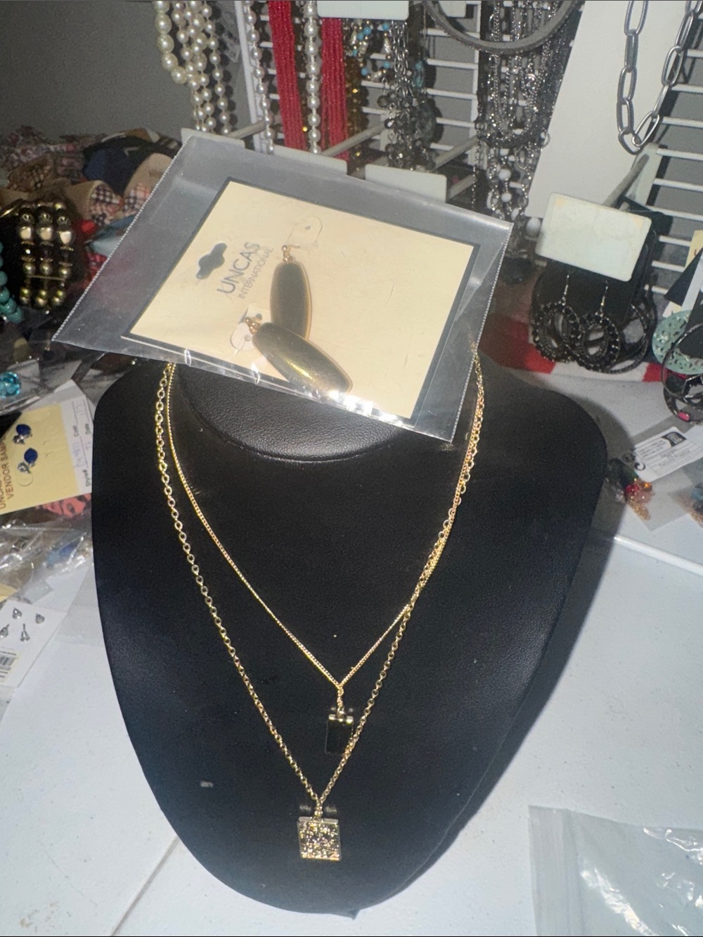 Elegant Gold Layered Pendant Necklace - Women Jewelry